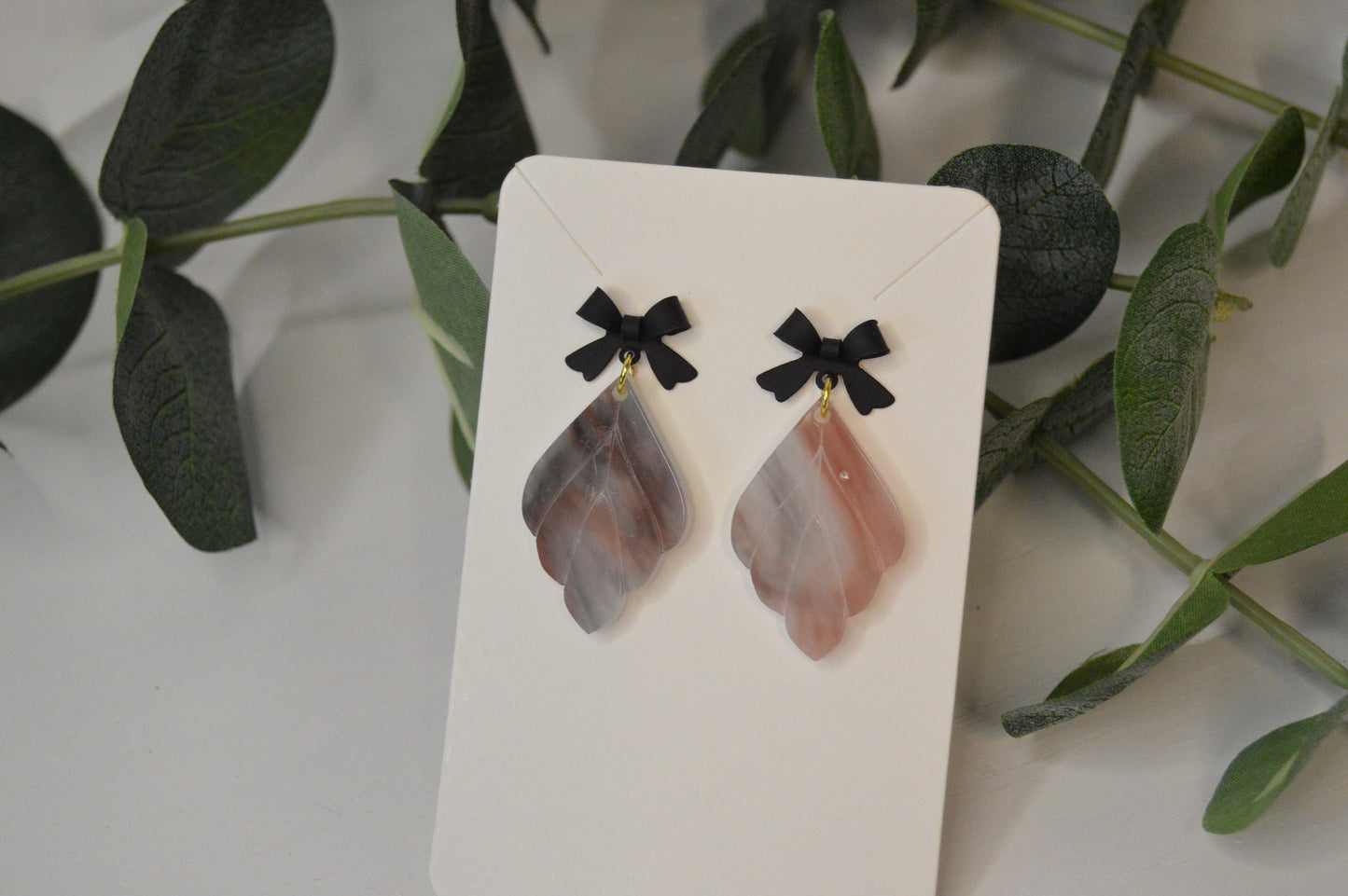 Maroon Marble Scalloped Leaf Earrings - Acrylic