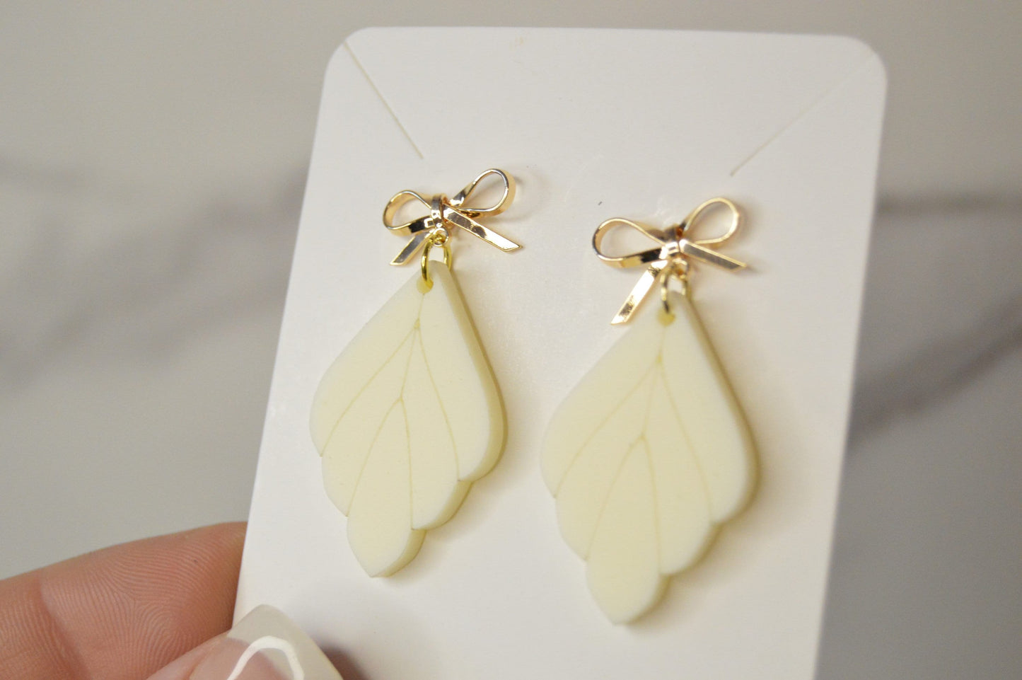 Ivory leaf Dangle Earrings - Acrylic